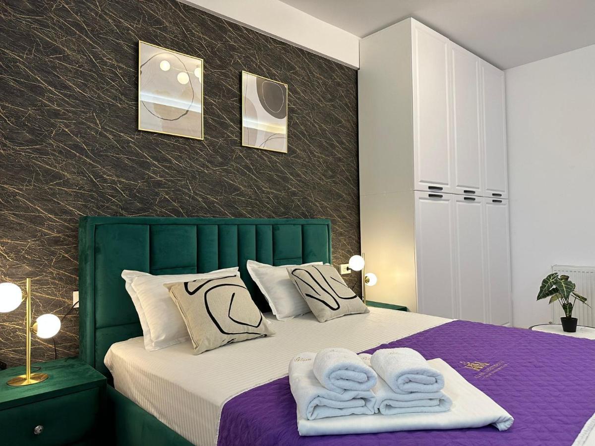 Lazar Towers Studios & Apartments Near Palas ยาช ภายนอก รูปภาพ
